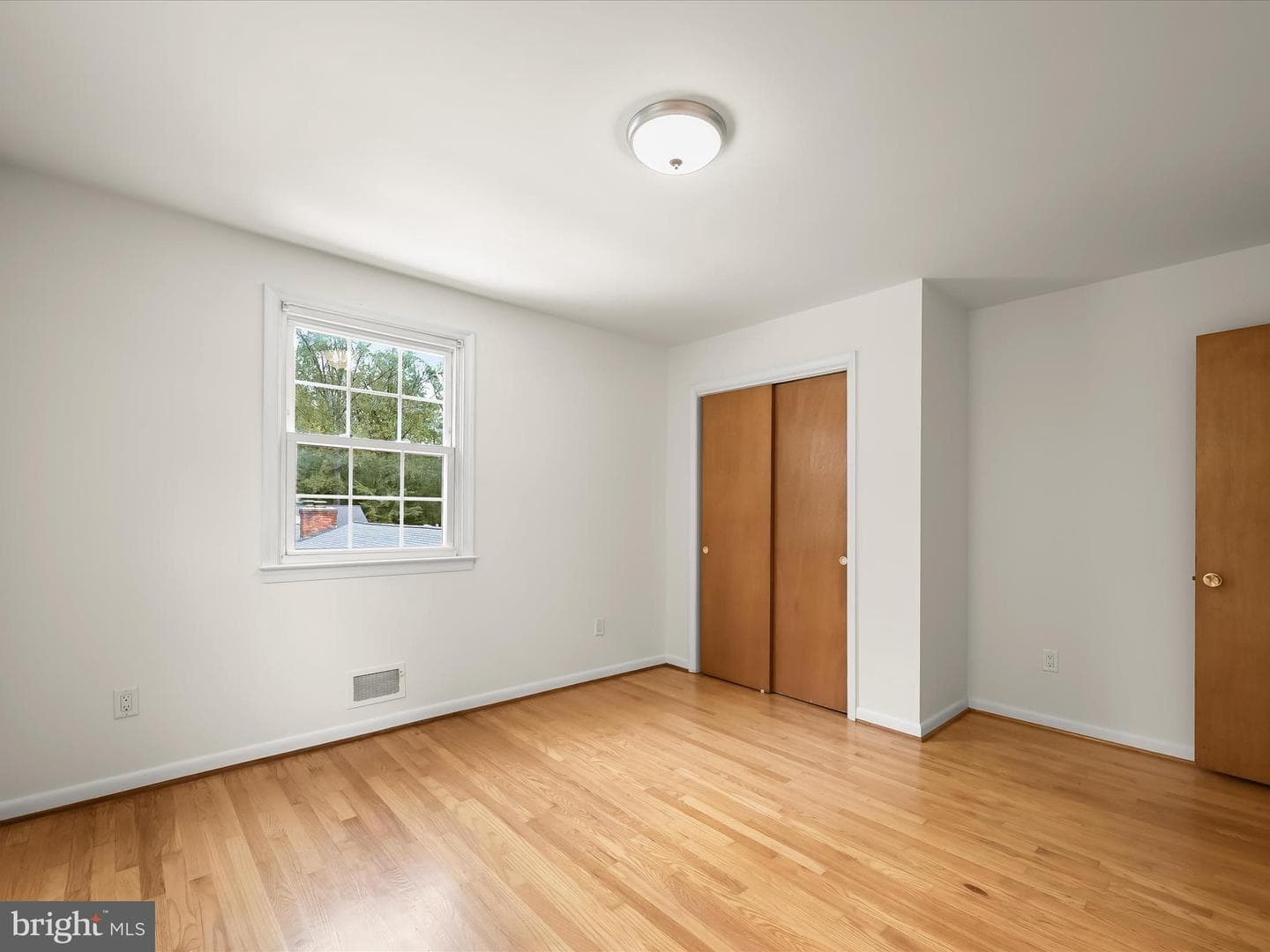 109 Hillside Road photo 47
