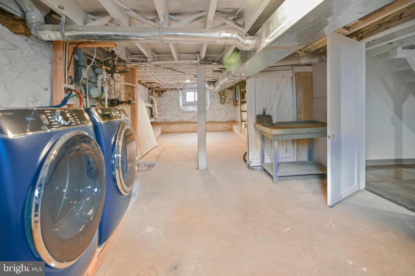10702 Liberty Road photo 33