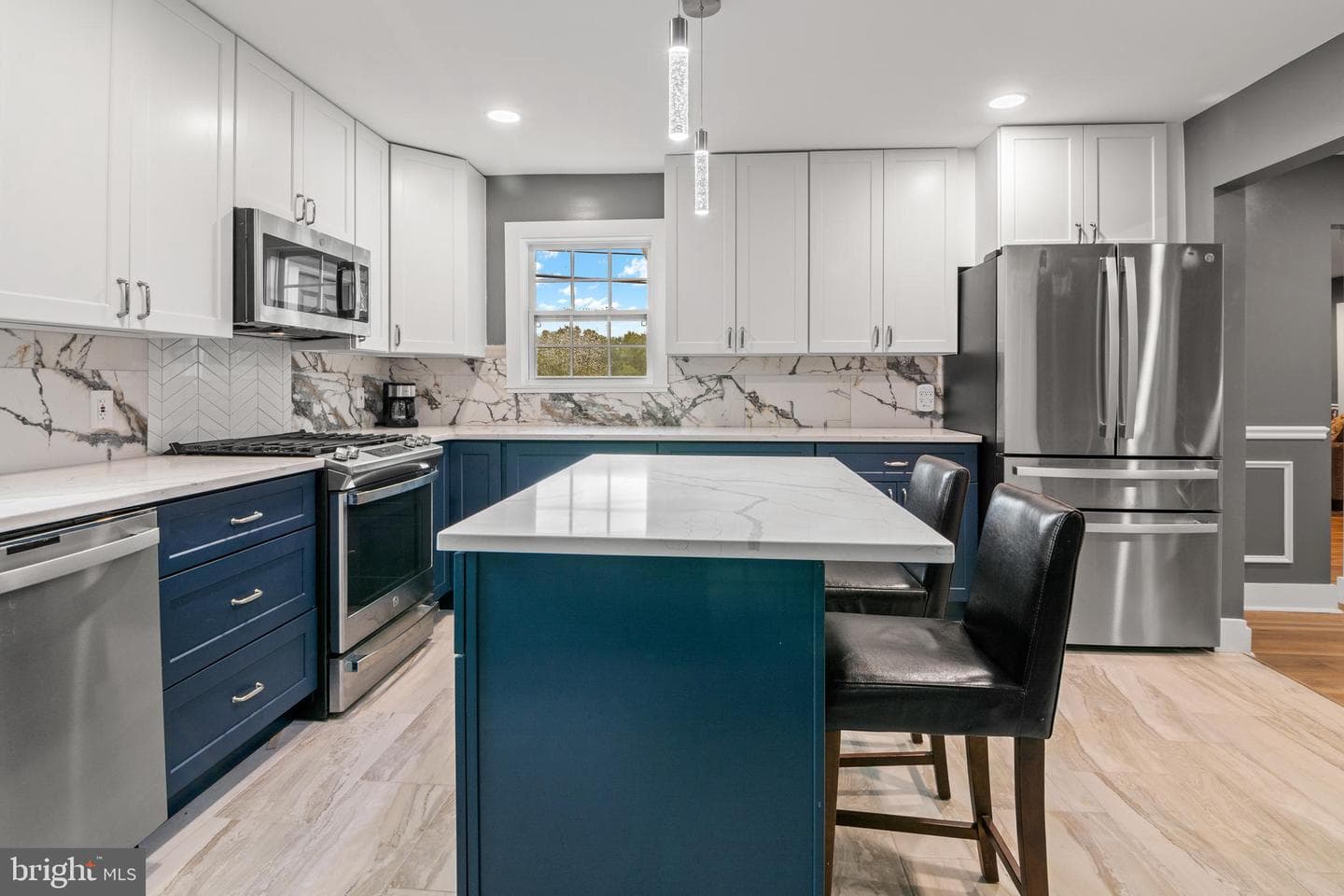 10702 Liberty Road photo 9