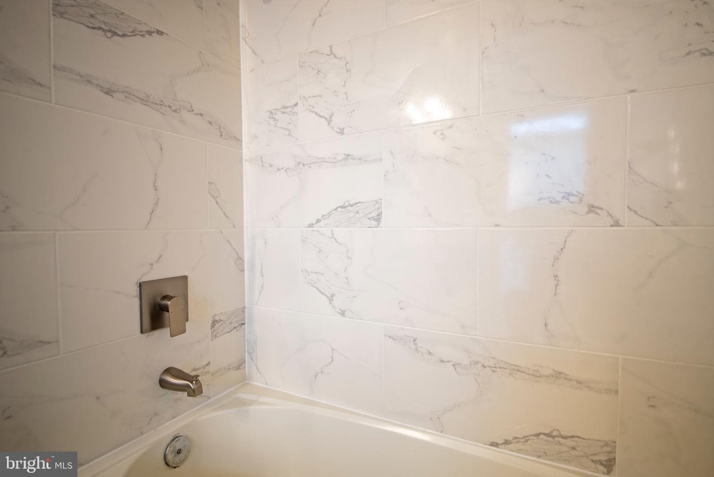 11 Brampton Court photo 27