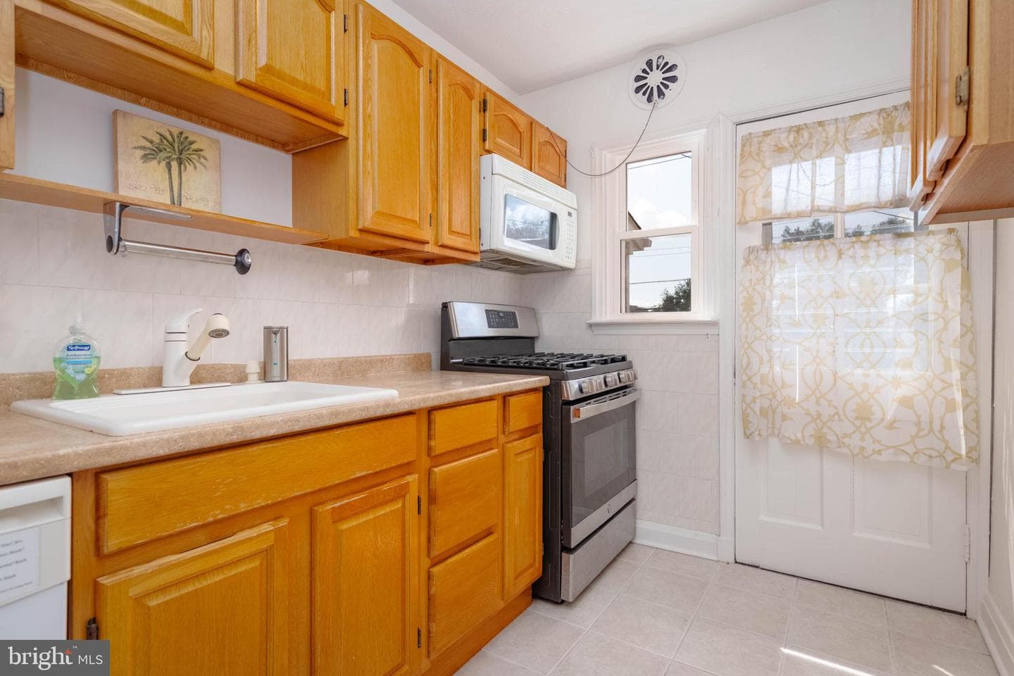 1763 White Oak Avenue photo 10