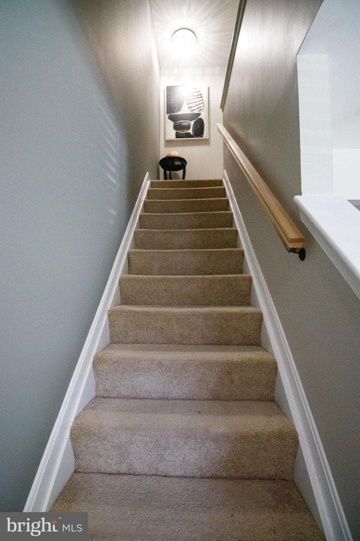7207 Rutherford Green Circle photo 17