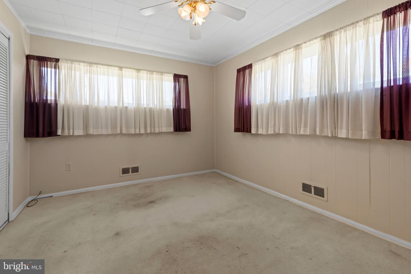 2443 Ellis Road photo 22