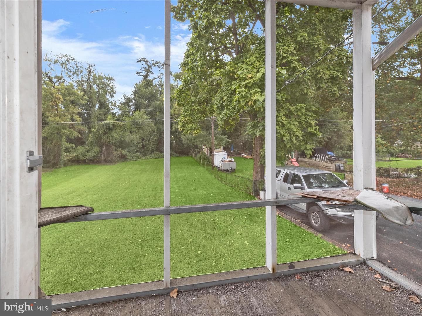 5559 Ashbourne Road photo 5