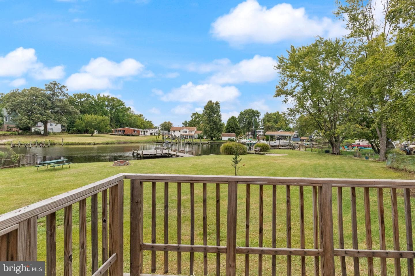 2424 Suncrest photo 29