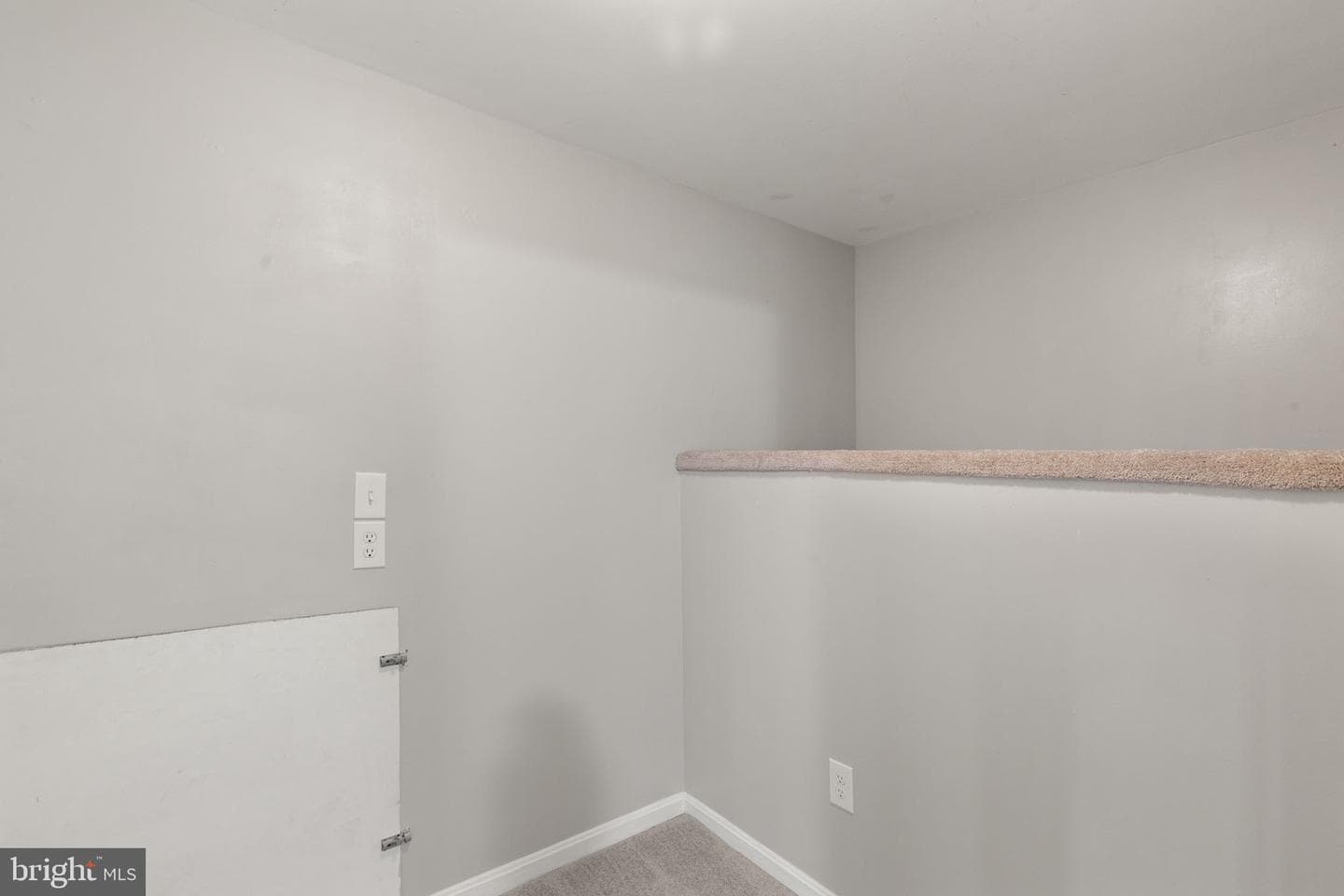 2424 Suncrest photo 33