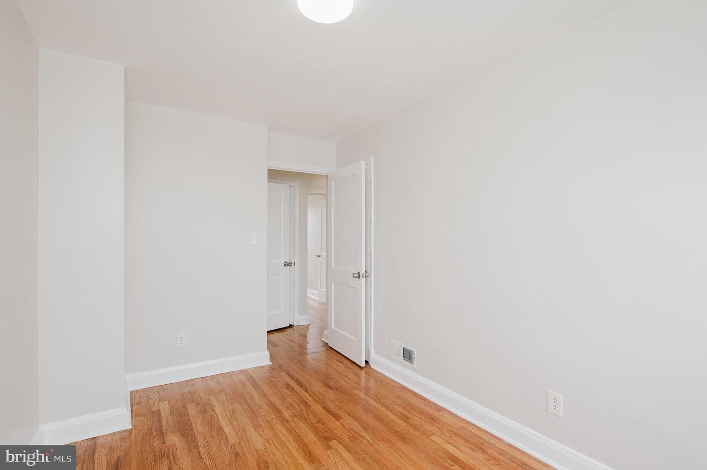 7445 Holabird Avenue photo 24