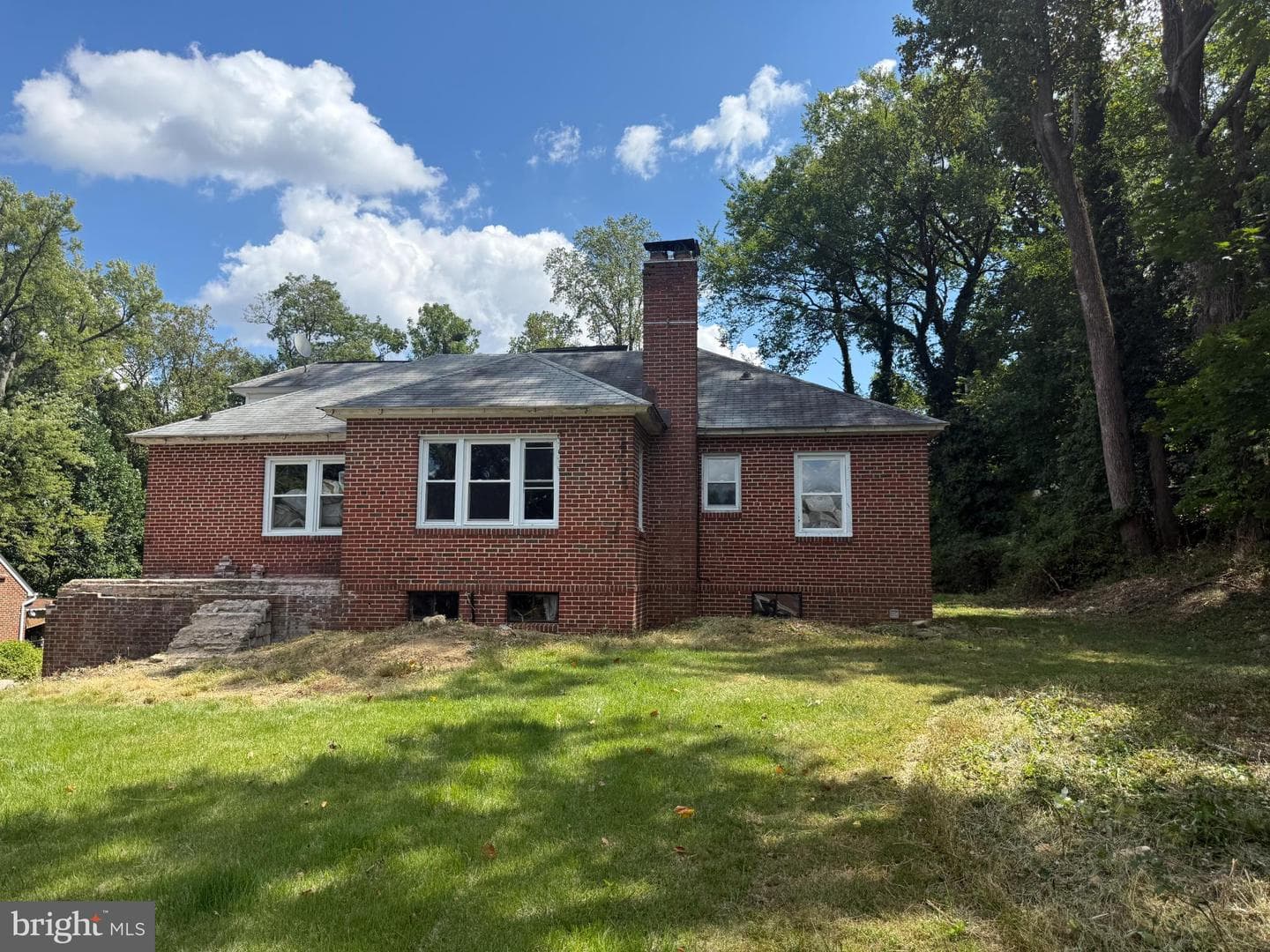 1201 Saint Agnes Lane photo 3