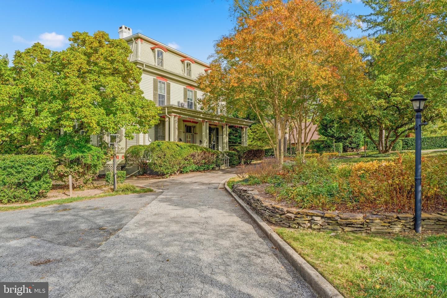 308 Morris Avenue photo 4