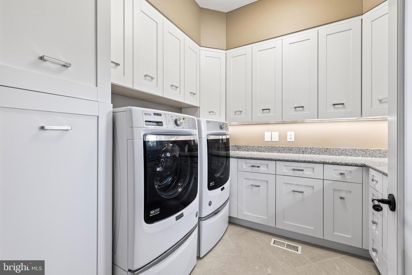 1421 Wine Spring photo 71