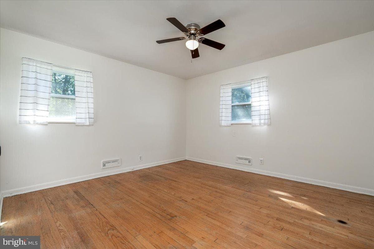 30 Sheraton Road photo 22
