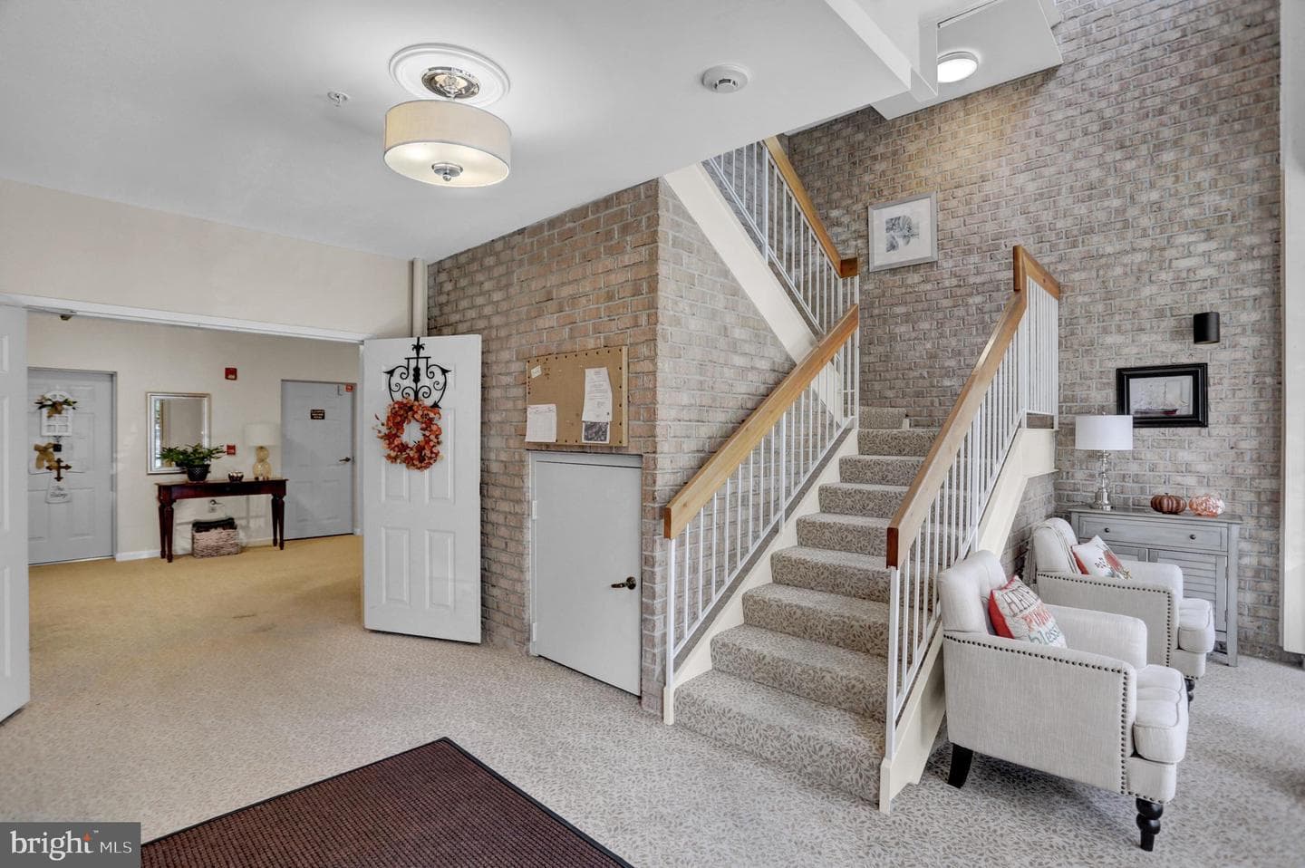 661 Straffan Drive #401 photo 36