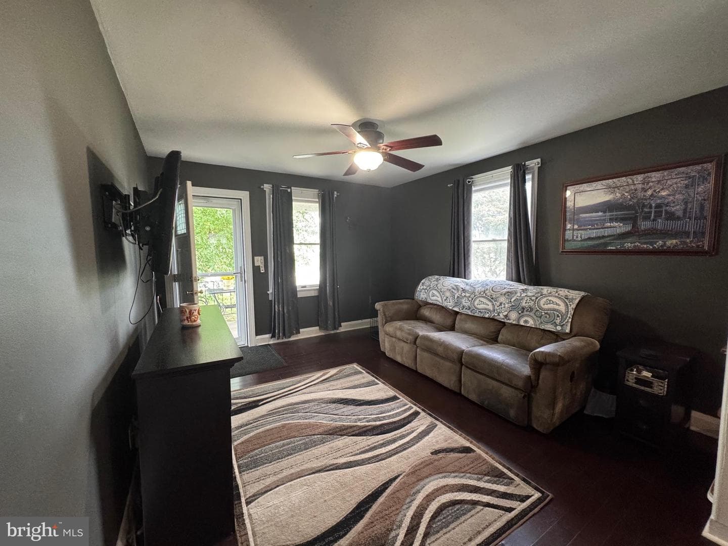 320 Harding Avenue photo 5