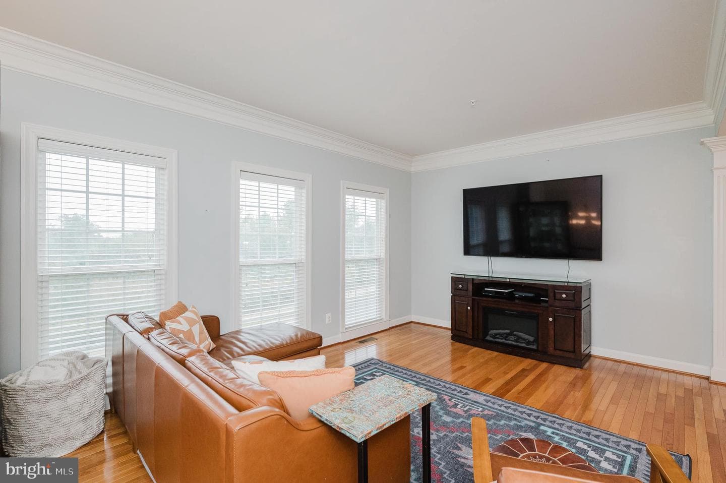 5031 Cameo Terrace photo 10