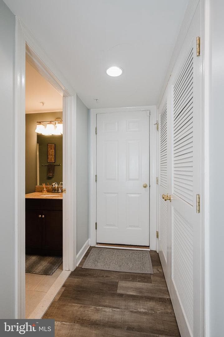 5031 Cameo Terrace photo 8