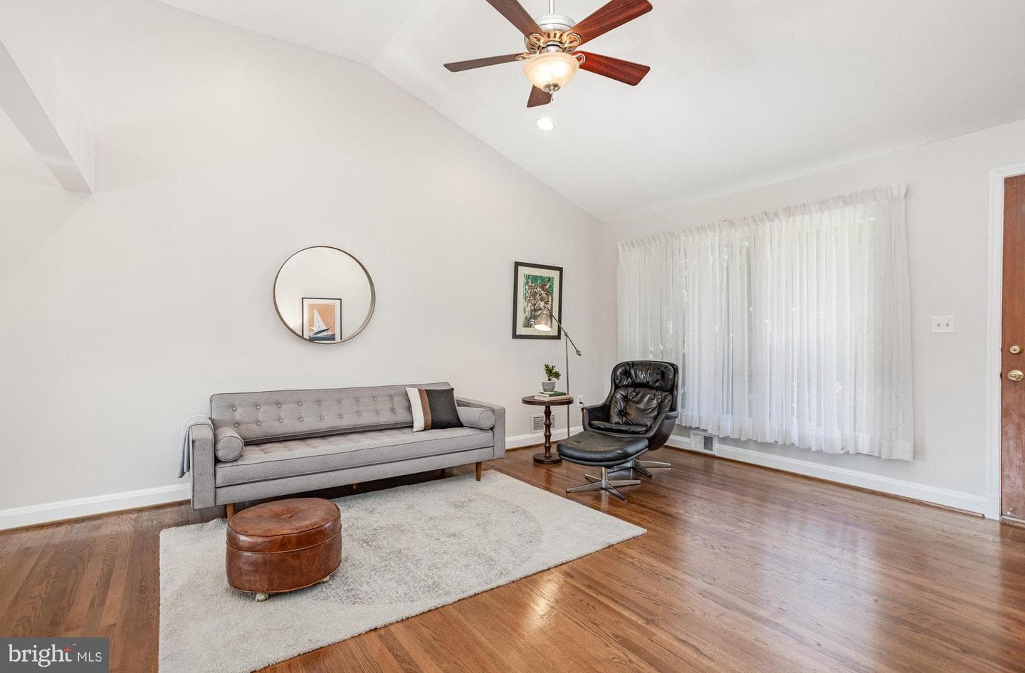 1206 Malbay Drive photo 3