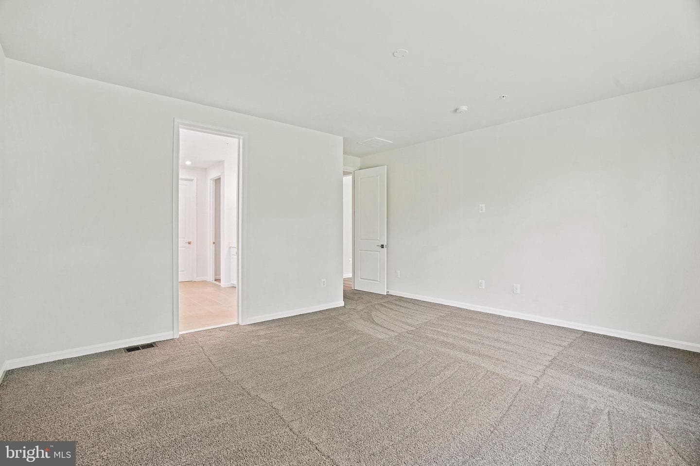5710 Charlies Way photo 20