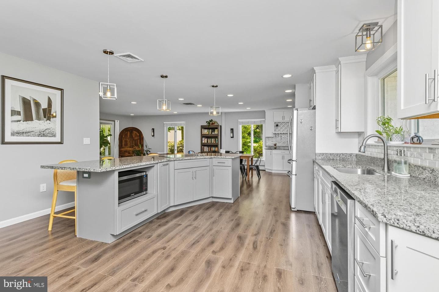 11308 Old Carriage Road photo 17