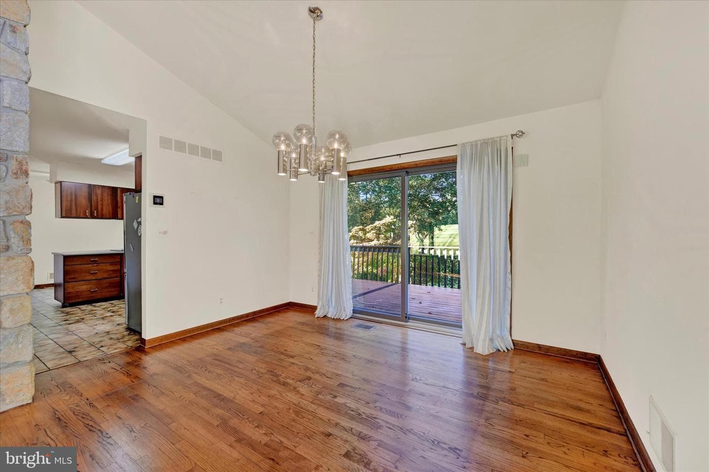 2126 Highland Ridge Drive photo 5