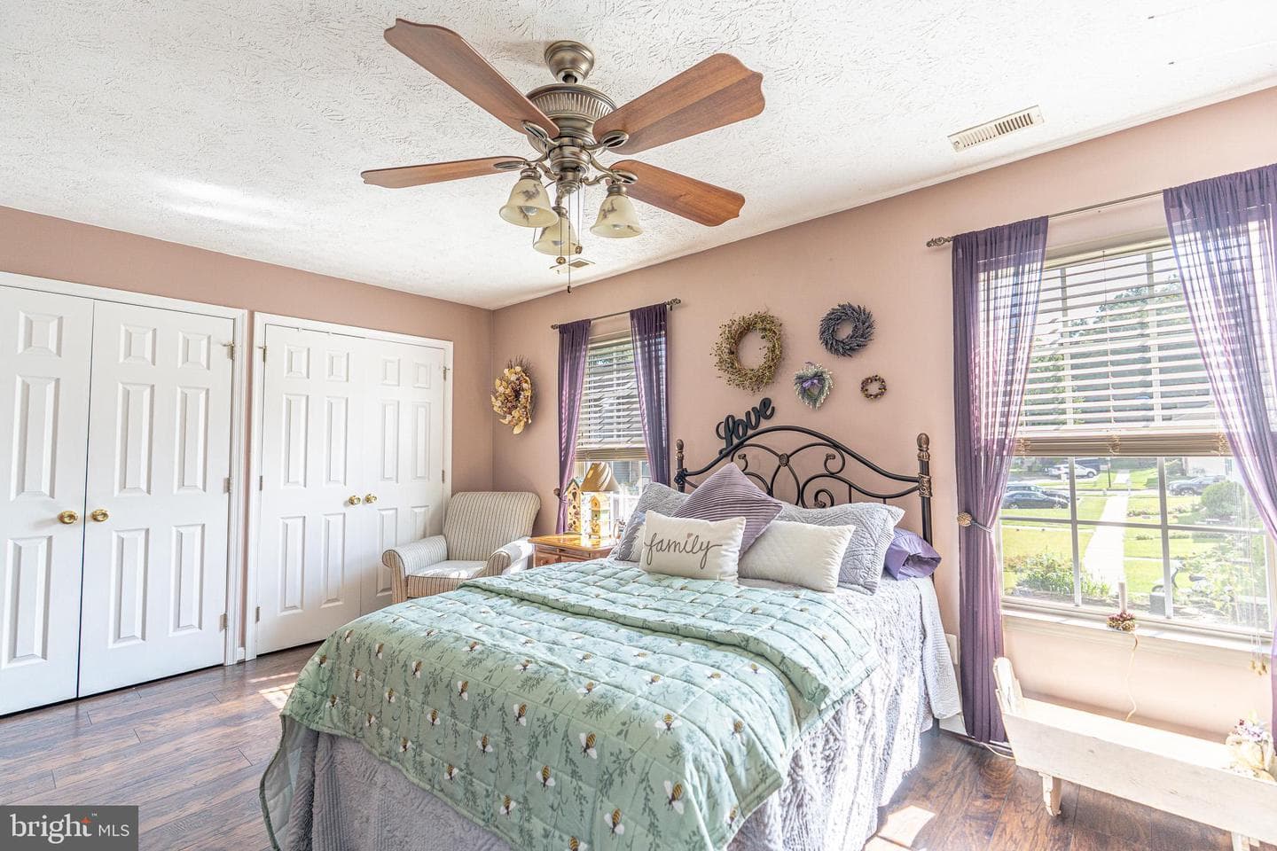 5027 Bridgeford Circle photo 13