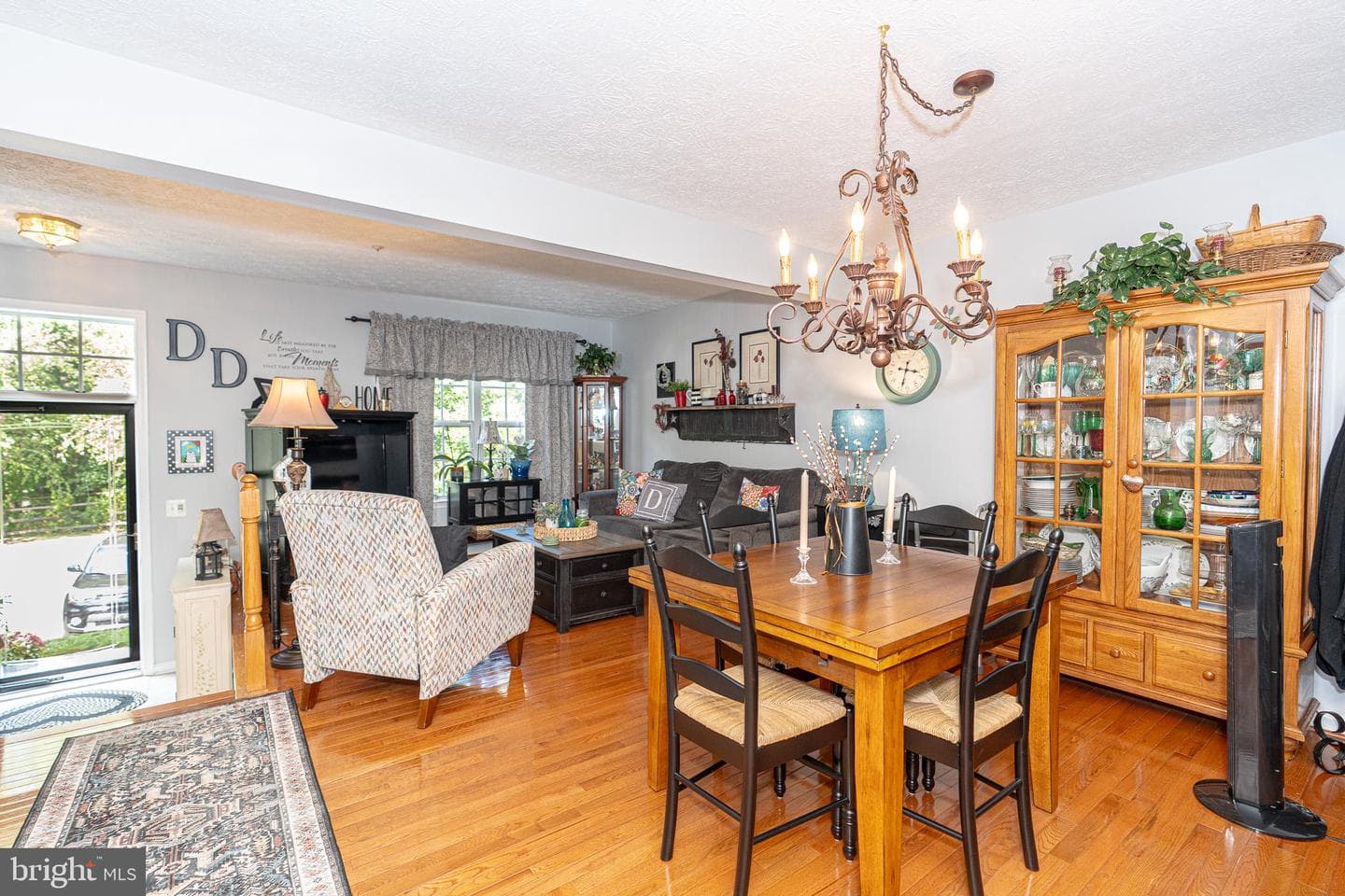5027 Bridgeford Circle photo 4
