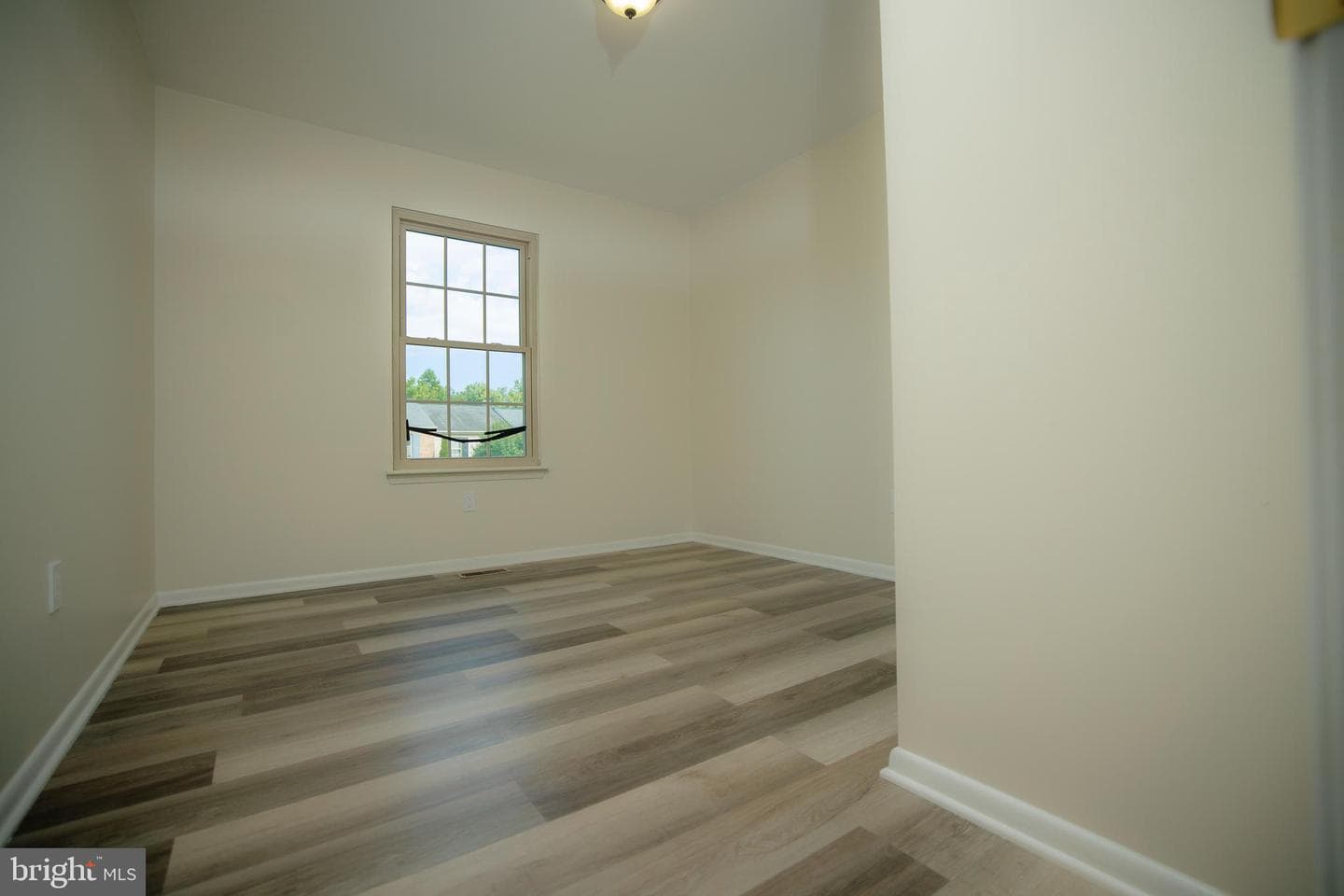 9 Bartley Court photo 17