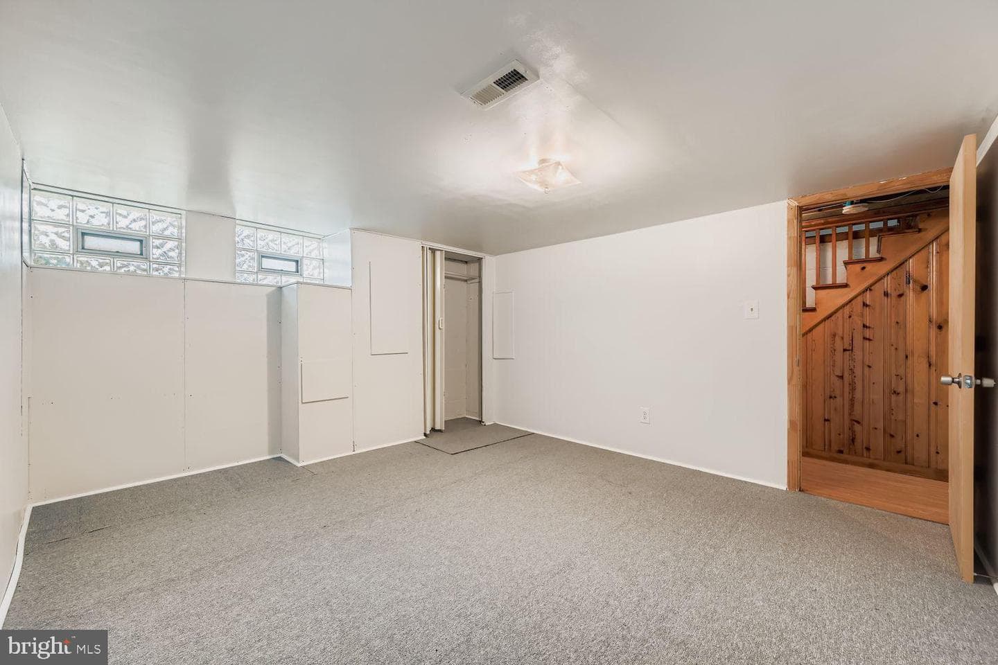 5466 Addington Road photo 27