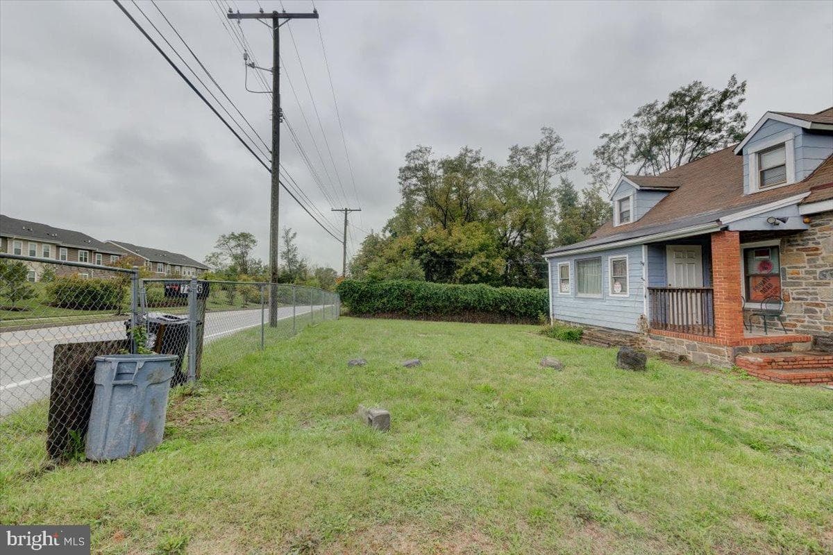 7306 Dogwood Road photo 3