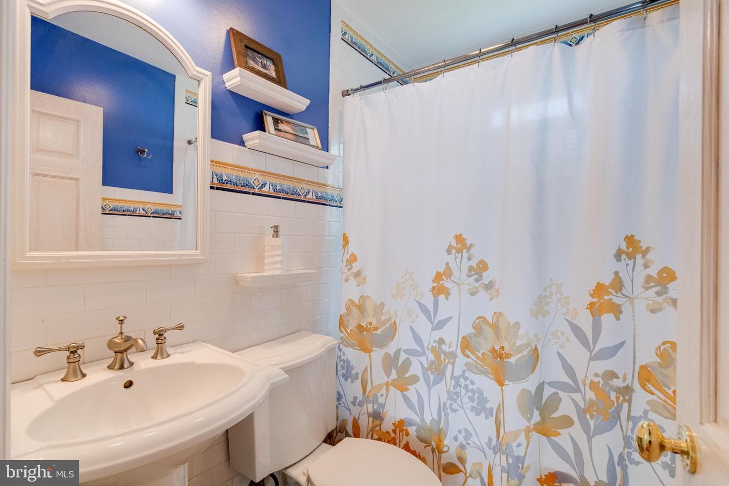 2334 Martin Drive photo 45