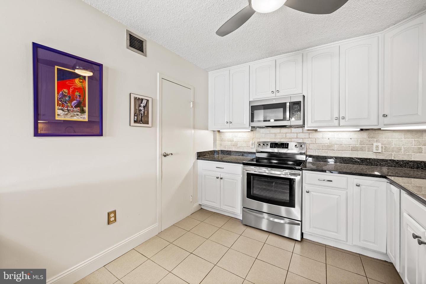 205 E Joppa Road #1209 photo 12