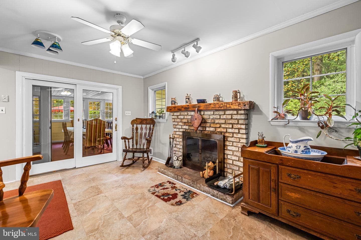 1848 Laurel Ridge Drive photo 12
