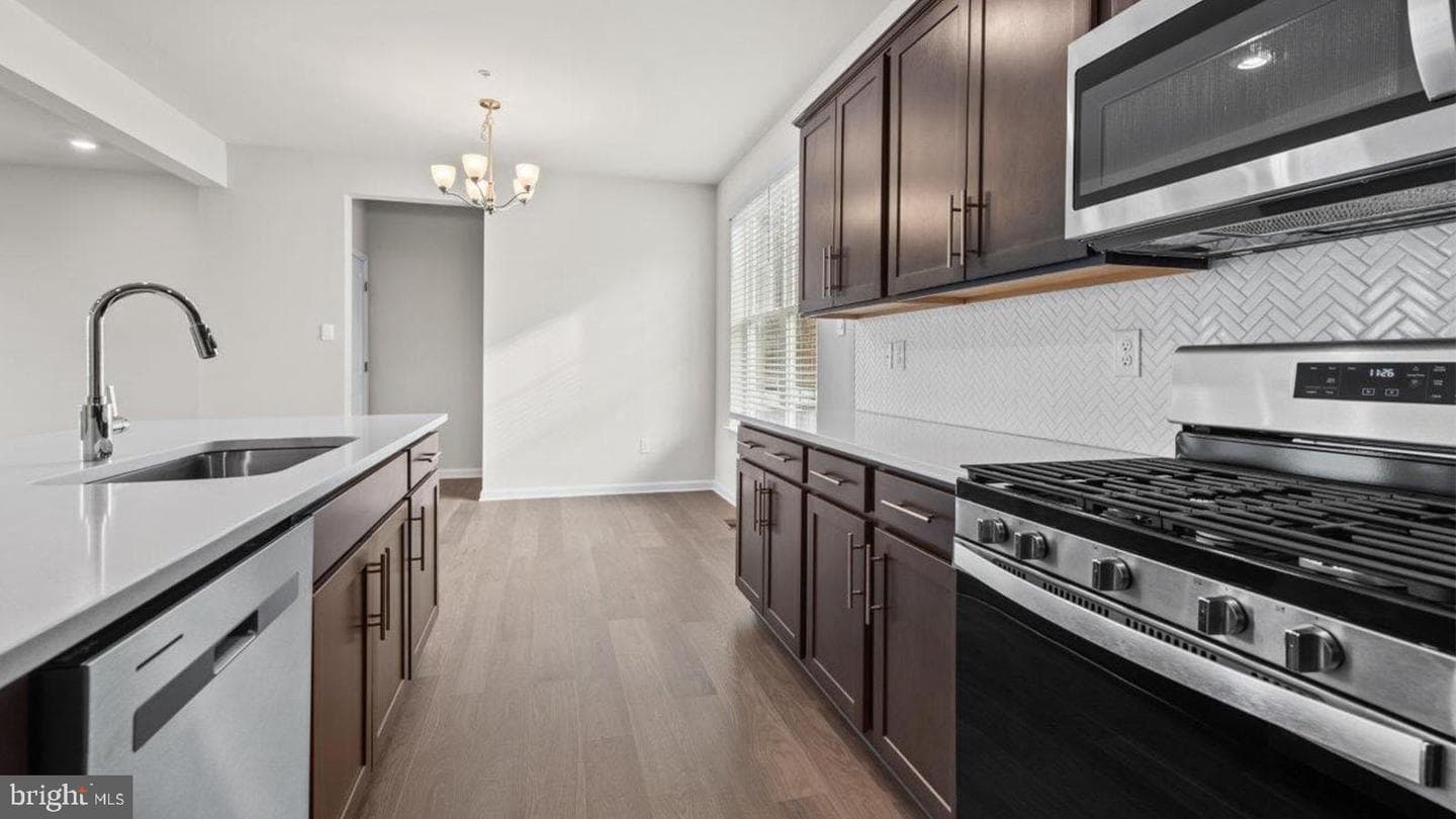 10002 Campbell Boulevard photo 14
