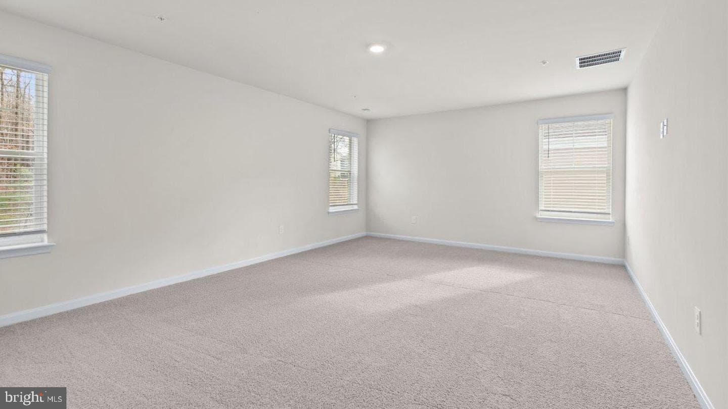 10002 Campbell Boulevard photo 24