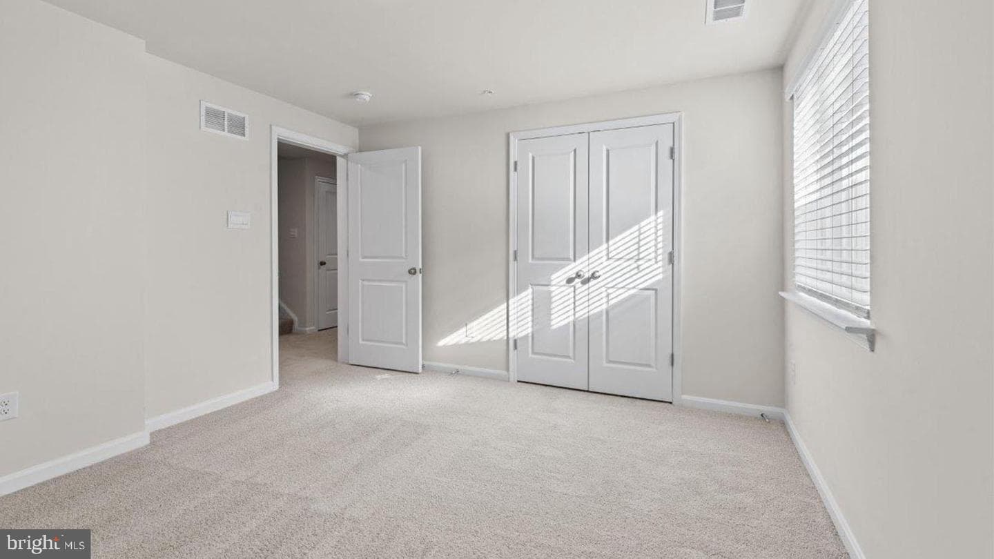 10002 Campbell Boulevard photo 35