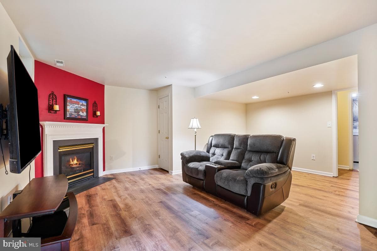 9739 Sherwood Farm Road photo 25