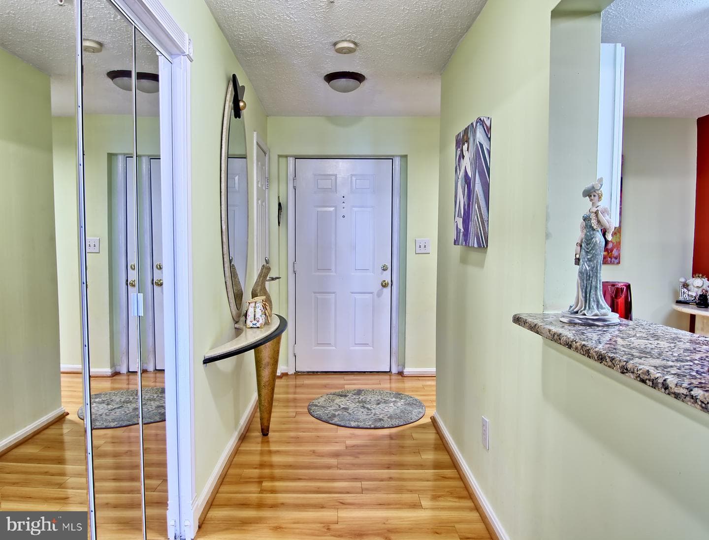 534 Kennington Road #534 photo 3