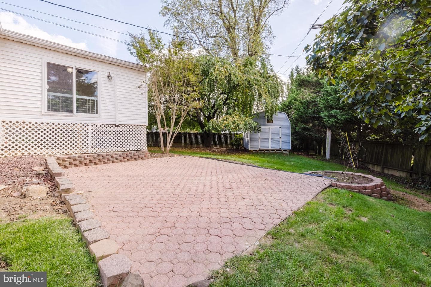 201 Chantrey Road photo 25