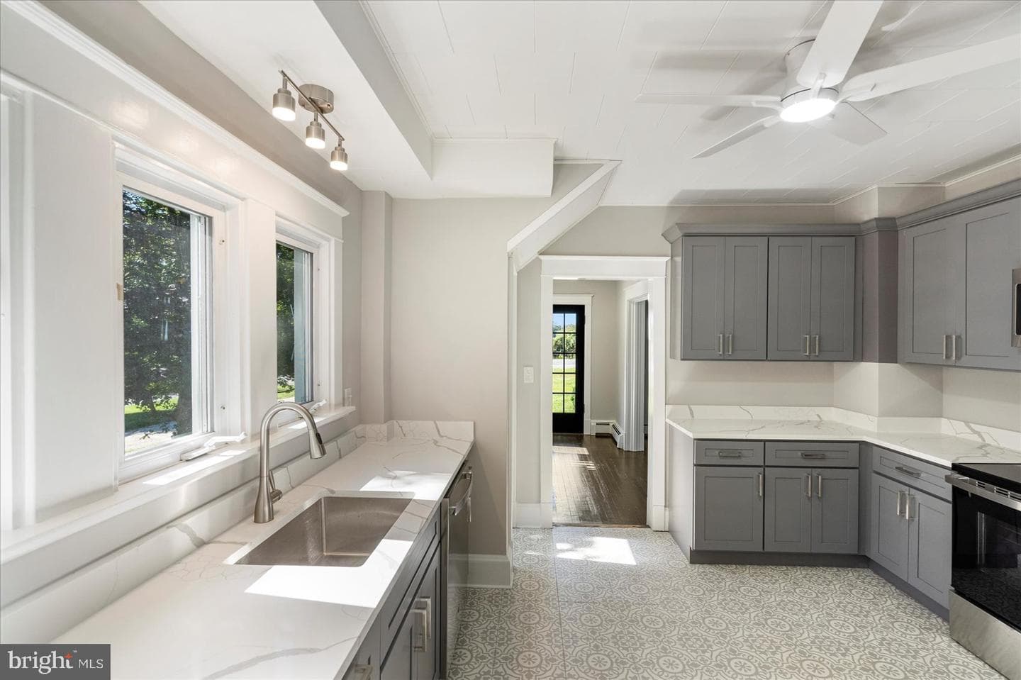 15317 York Road photo 14
