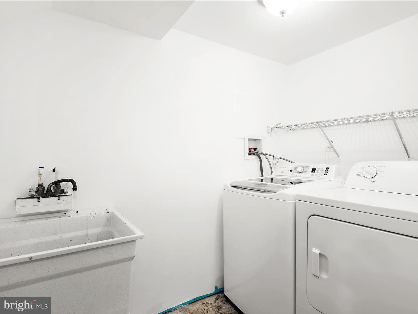 400 Dale Avenue photo 21
