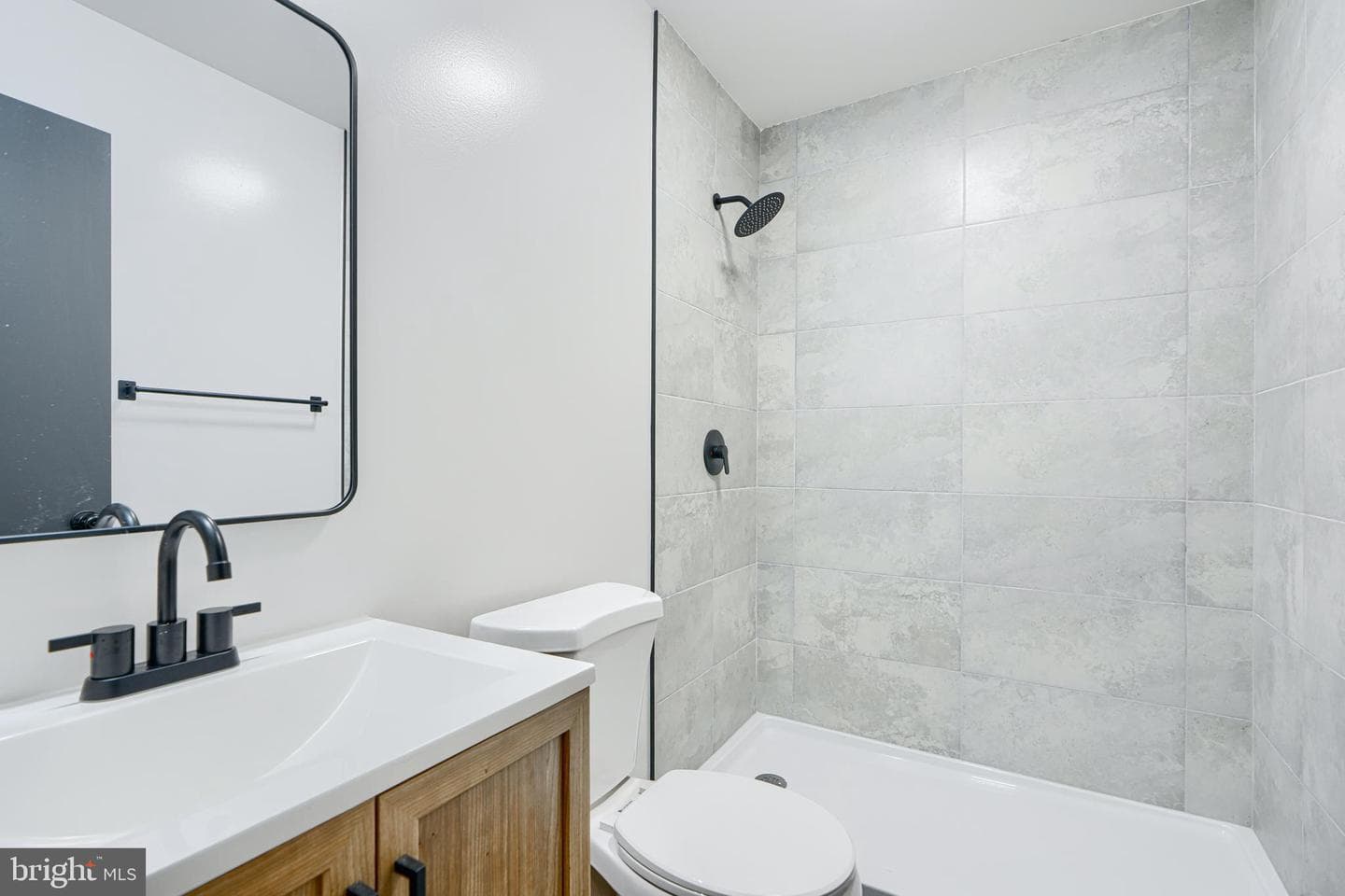 4504 Scotts Level Court photo 27