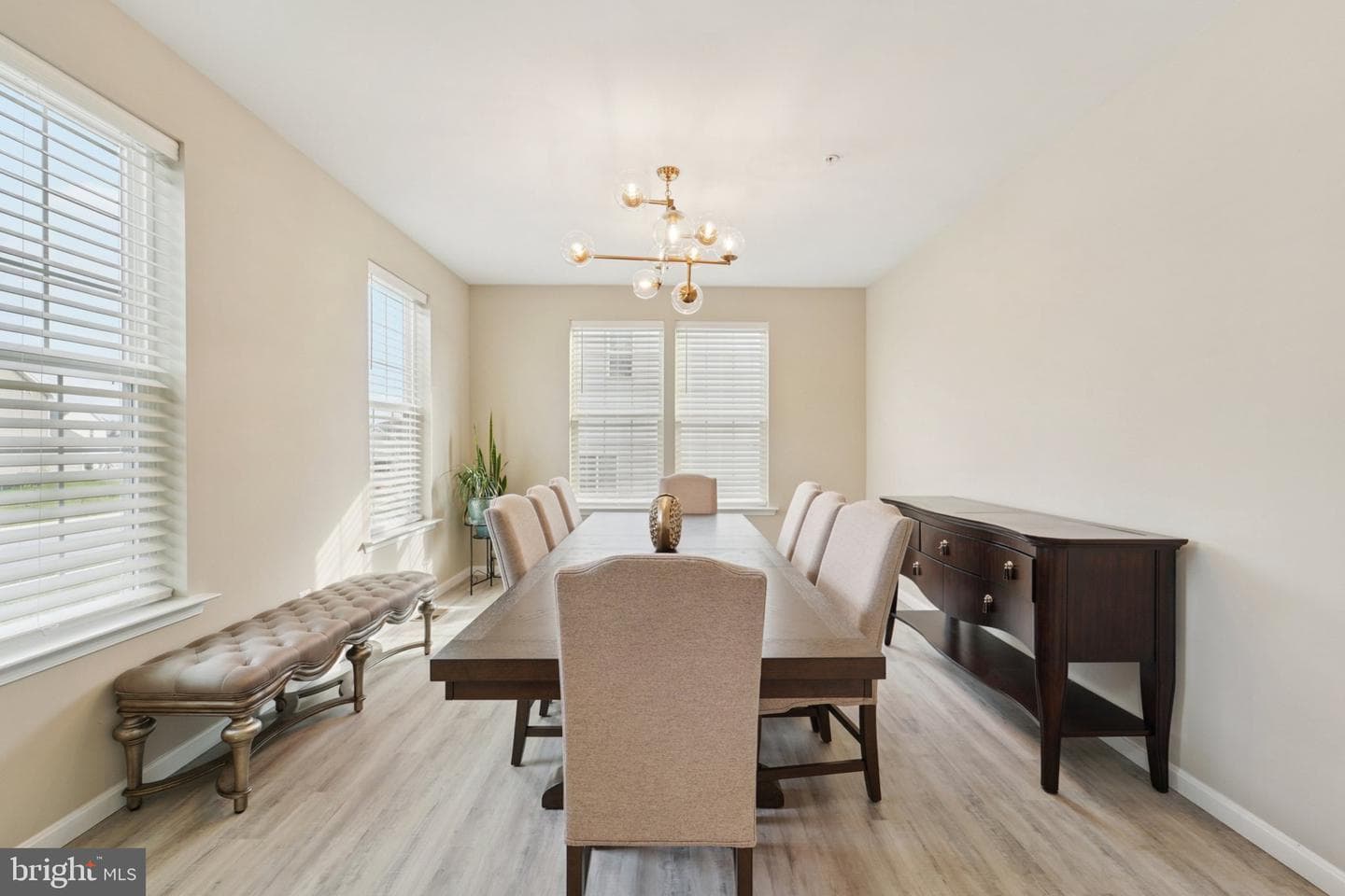 3604 King David Way photo 9