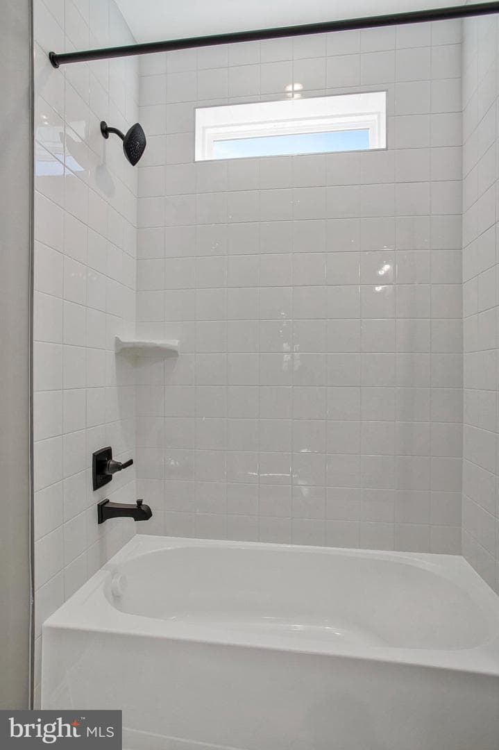 5718 Charlies Way photo 29