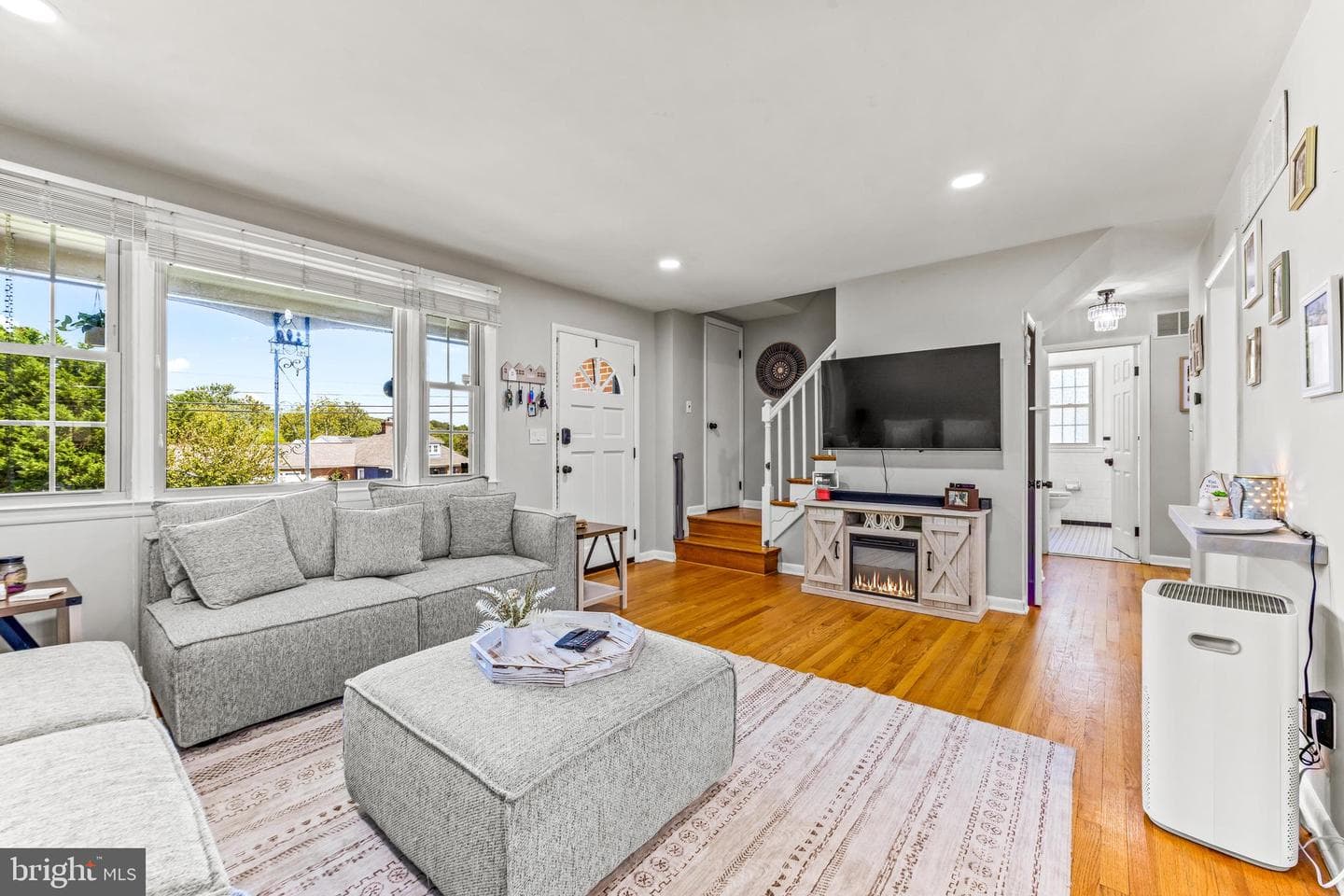 4711 White Marsh photo 6
