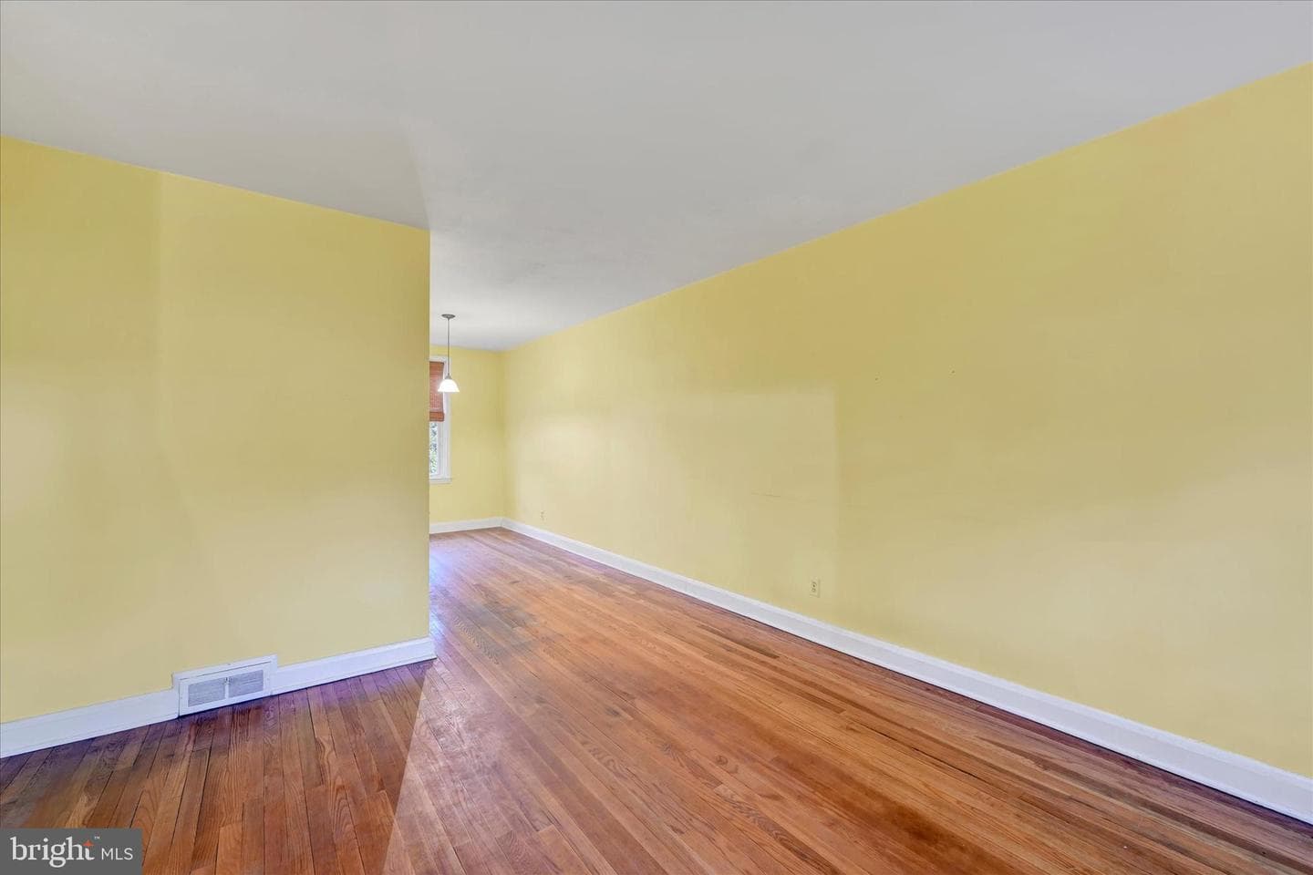 8445 Water Oak Road photo 3