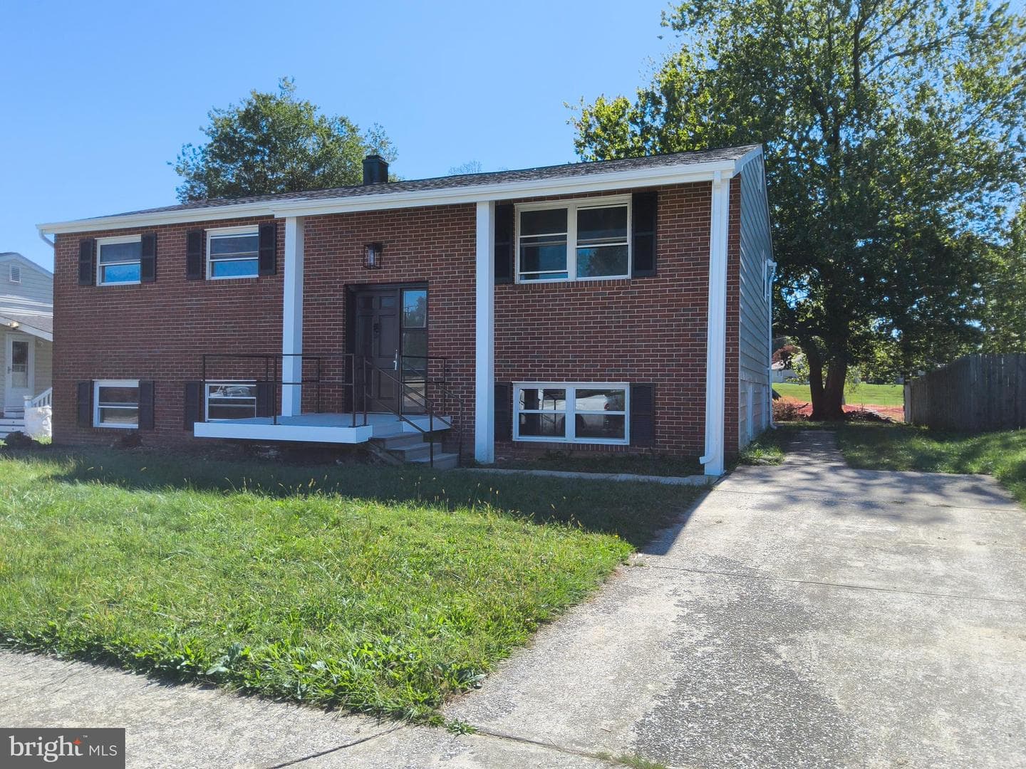 8541 Lucerne Road photo 3