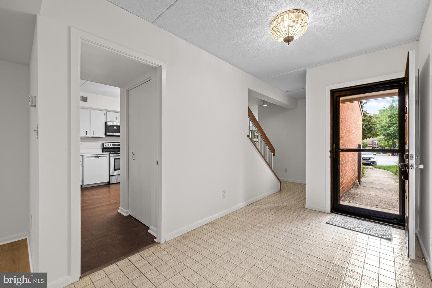 15 Oakridge Court photo 26