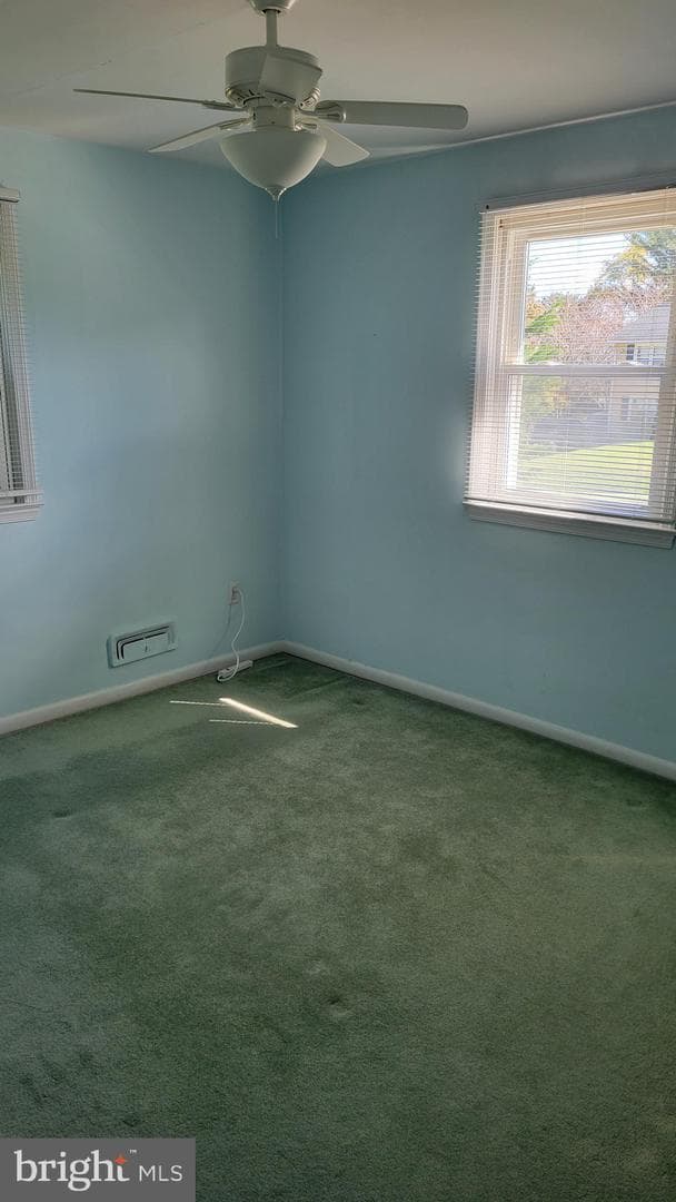 1216 Oakcroft Drive photo 4