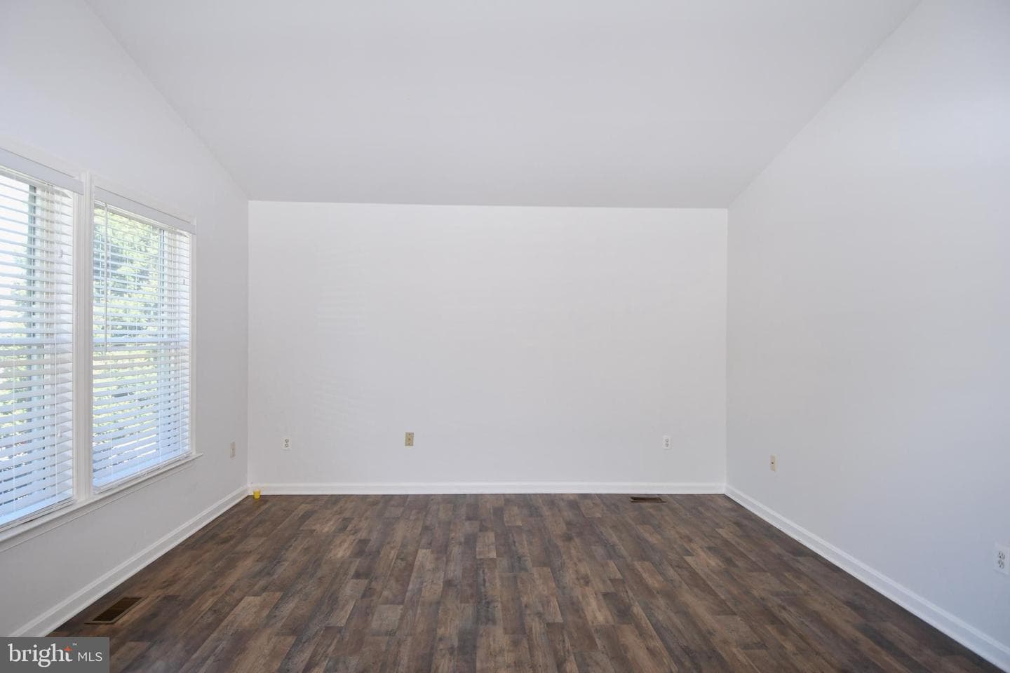 4 Wolf Avenue photo 26