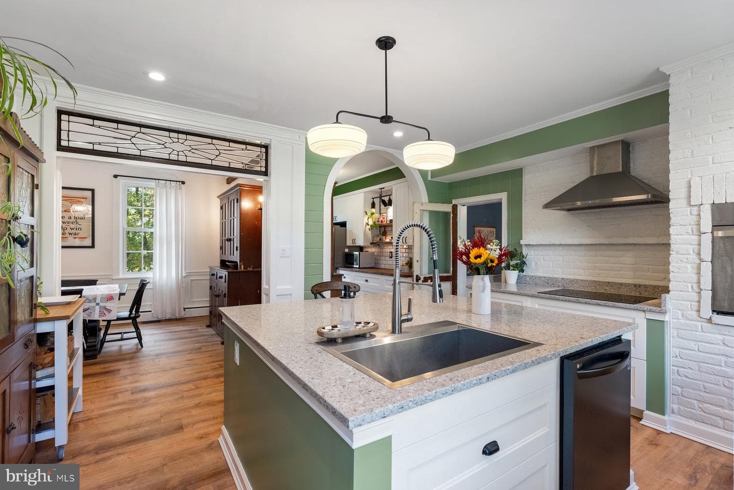 44 Montvieu Court photo 18