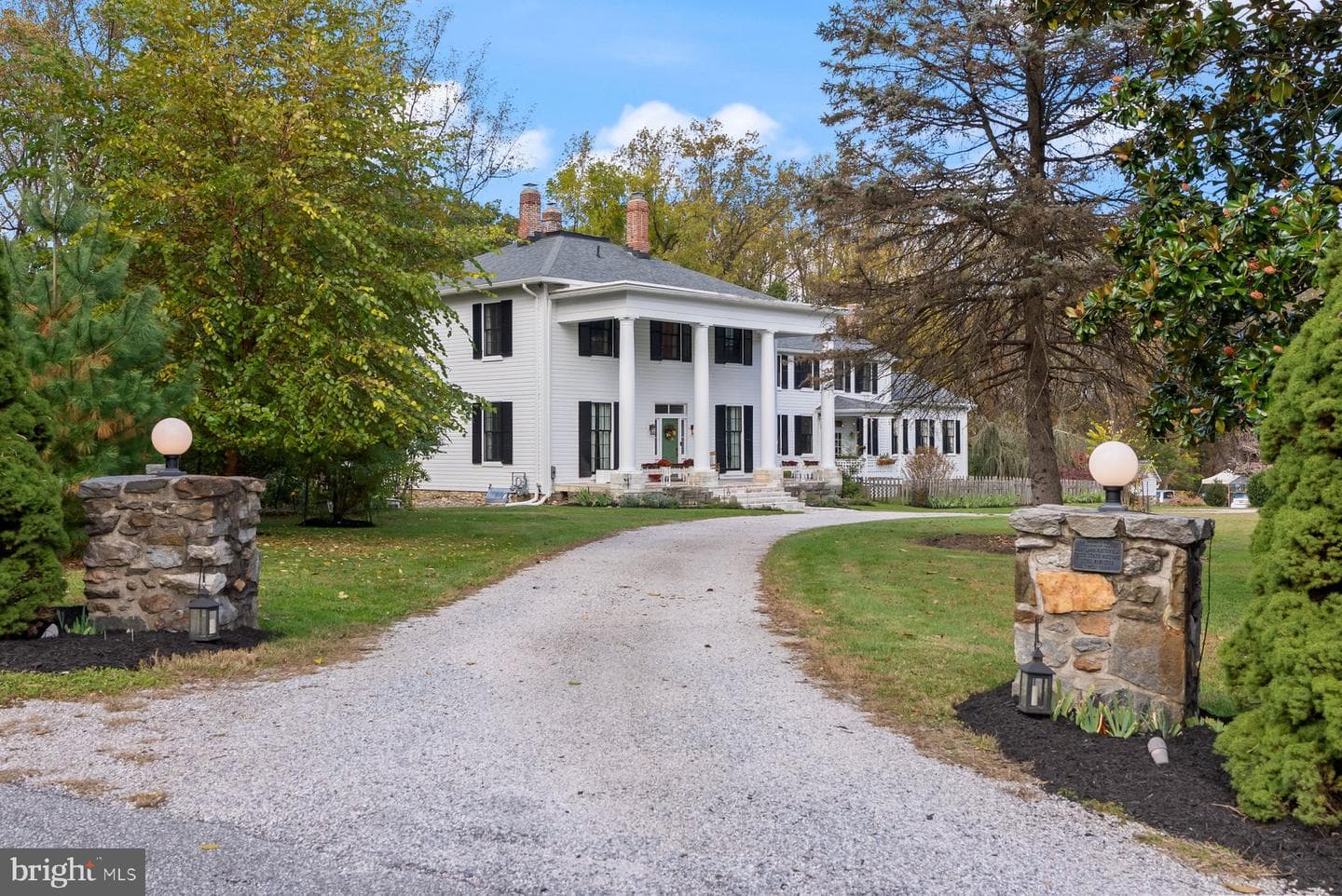 44 Montvieu Court photo 3